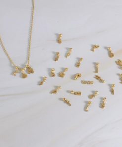 Collares Moon | Charms Letter Oro