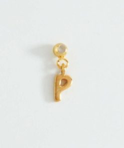 Colecciones Moon | Charms Letter Oro